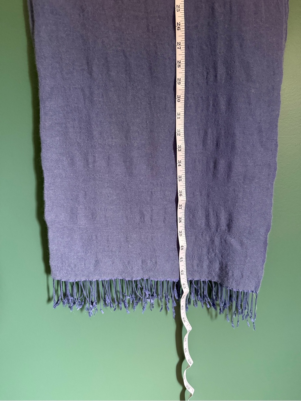 Luxury 70% Pashmina 30% Silk Navy Blue Scarf Shawl Wrap Fringe Made in Nepal - Picture 3 of 4